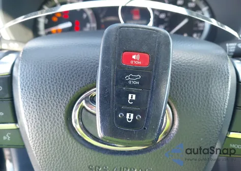 2021 Toyota Highlander Xle z USA, uszkodzony, nr VIN 5TDGZRAH7MS039295